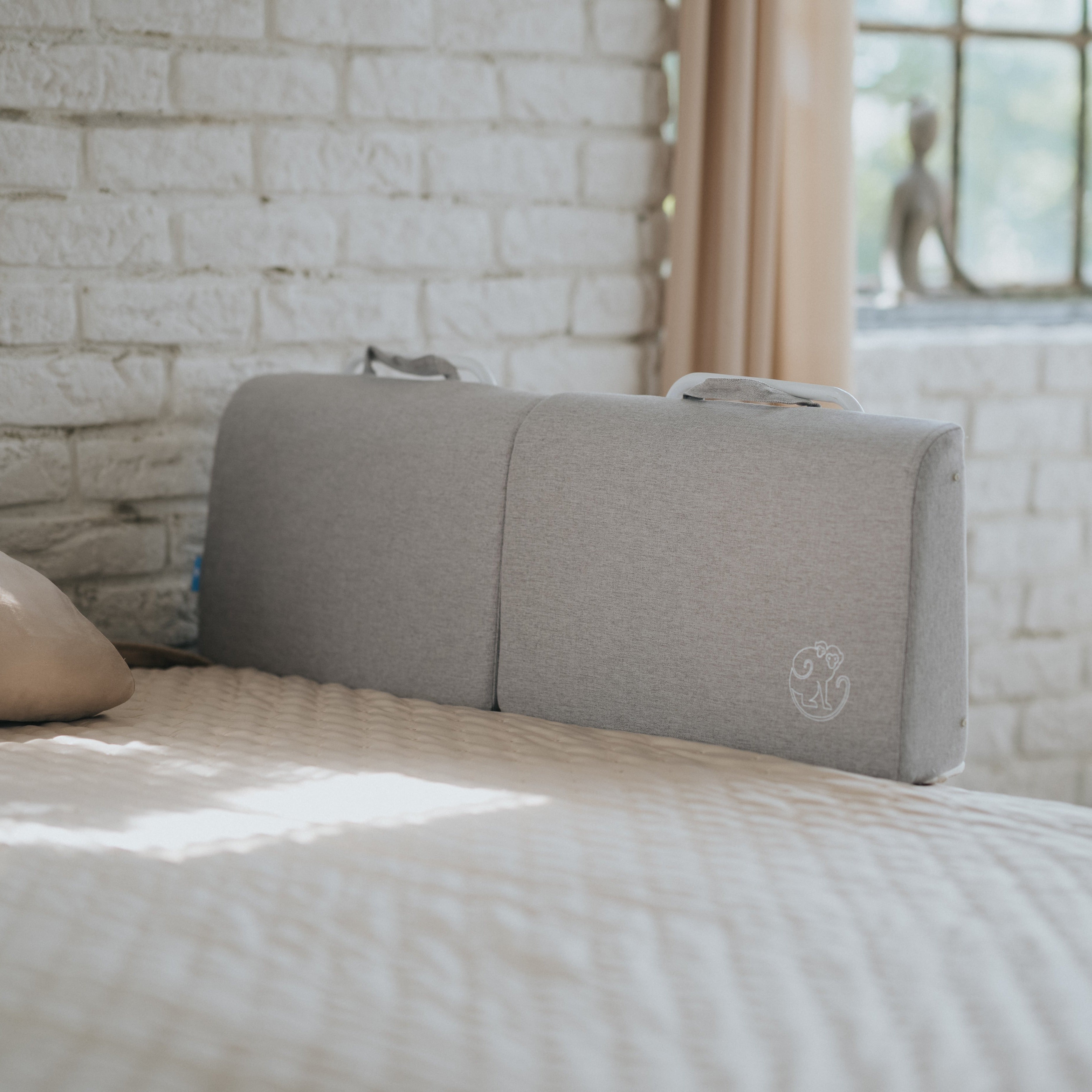Travel bed rail Monkey Mum® - unpacked